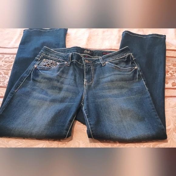 Earl Jeans Slim Boot Cut Blue with Embellished Pockets sz 12 - Picture 4 of 10